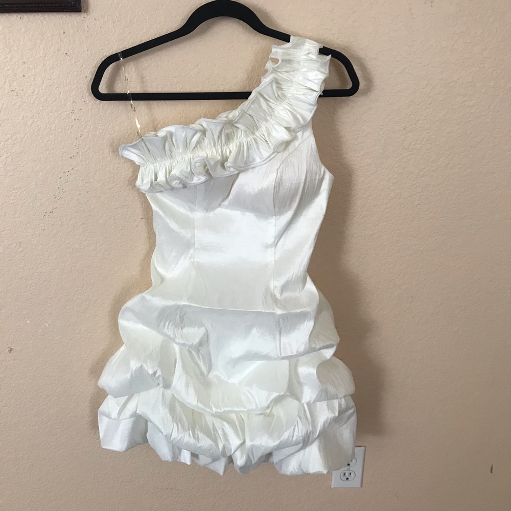 White formal dress brand new with tags